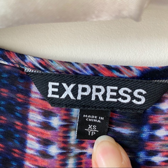 Express Ikat Print Semi-Sheer Pullover Blouse Top Sz XS - Picture 3 of 10